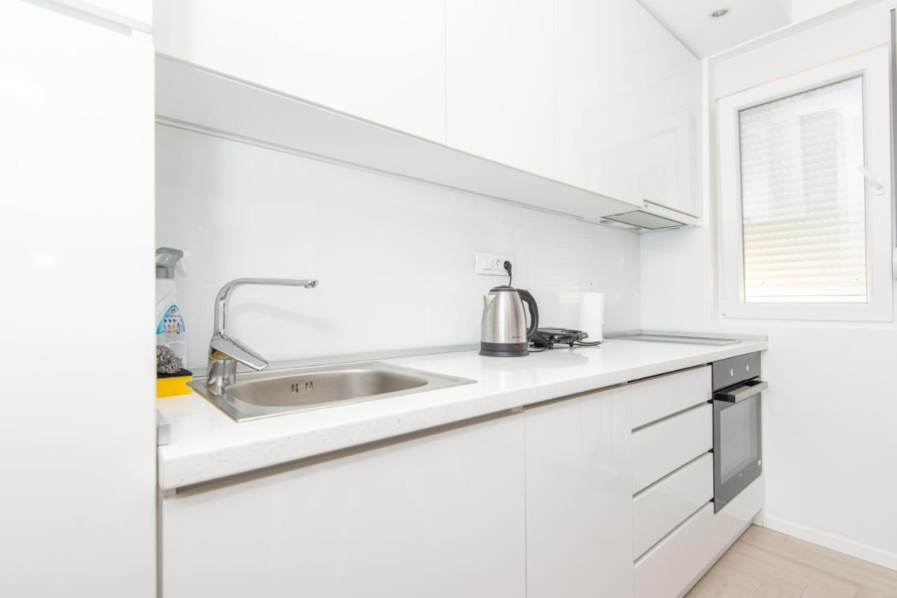Villa Providenca Apartments 蒂瓦特 外观 照片